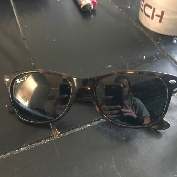 Ray Ban New Wayfarer Sunglasses